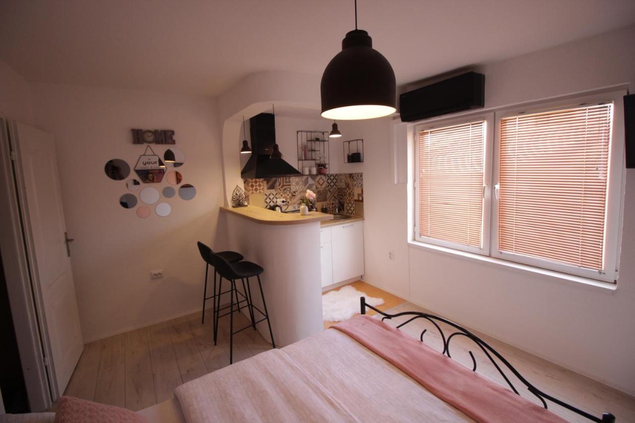 La Paloma Blanca Apartment Tuzla Exterior photo